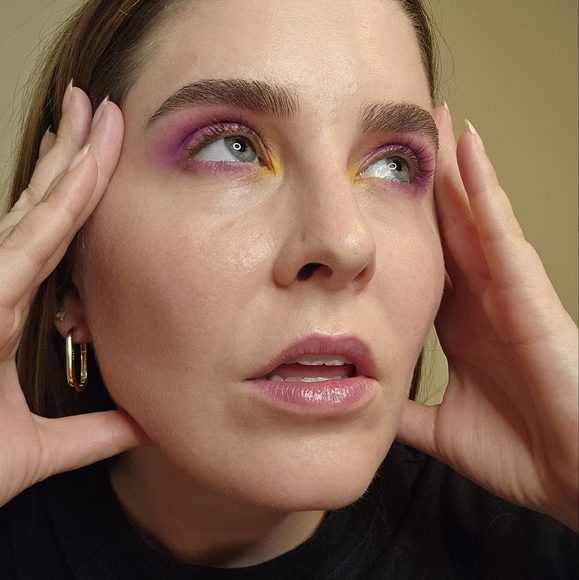 Meet your Posher, Talia - Picture 1 of 1